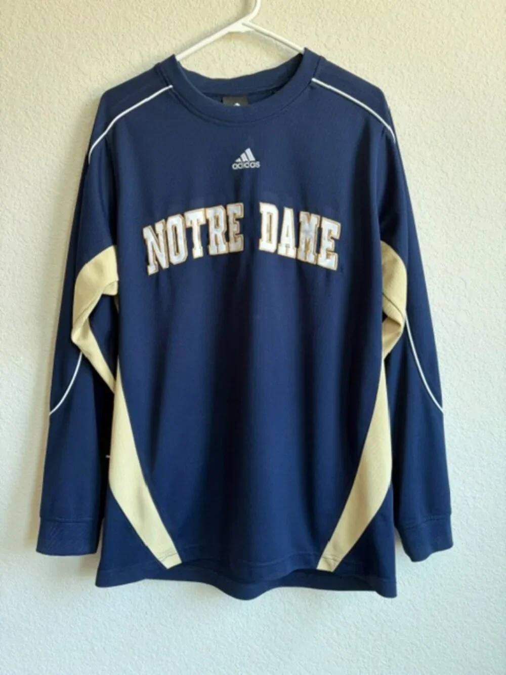 Adidas NCAA Notre Dame Blue Gold Jersey Medium Sportswear Activewear Y2K Retro